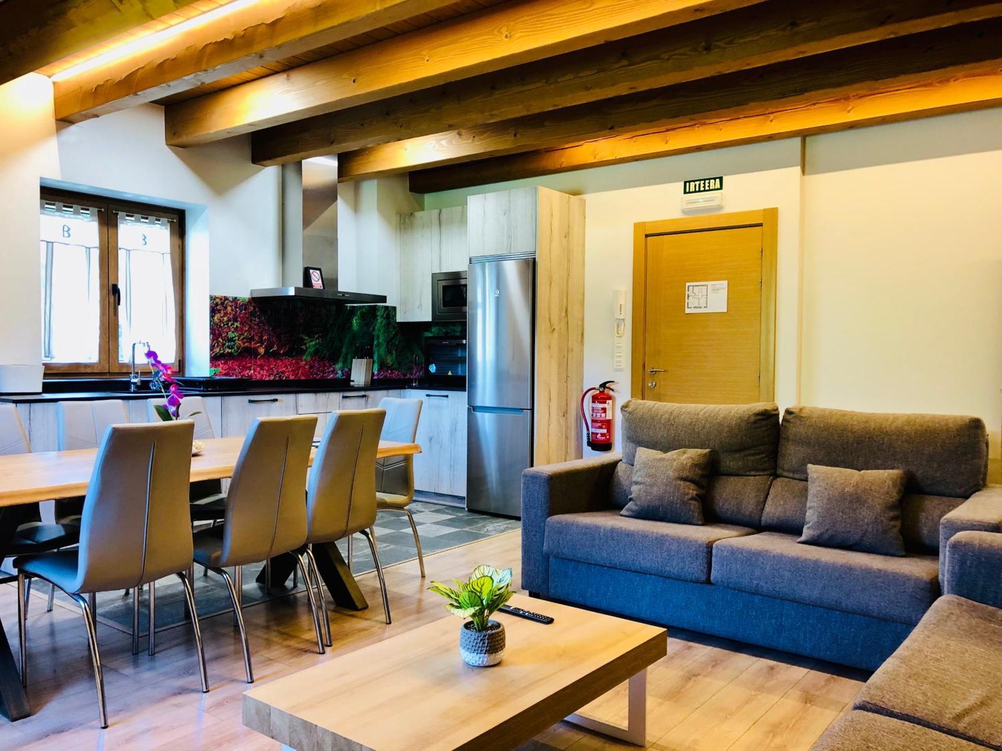 Apartamentos Zabalarena Basoa 오르바이제타 외부 사진